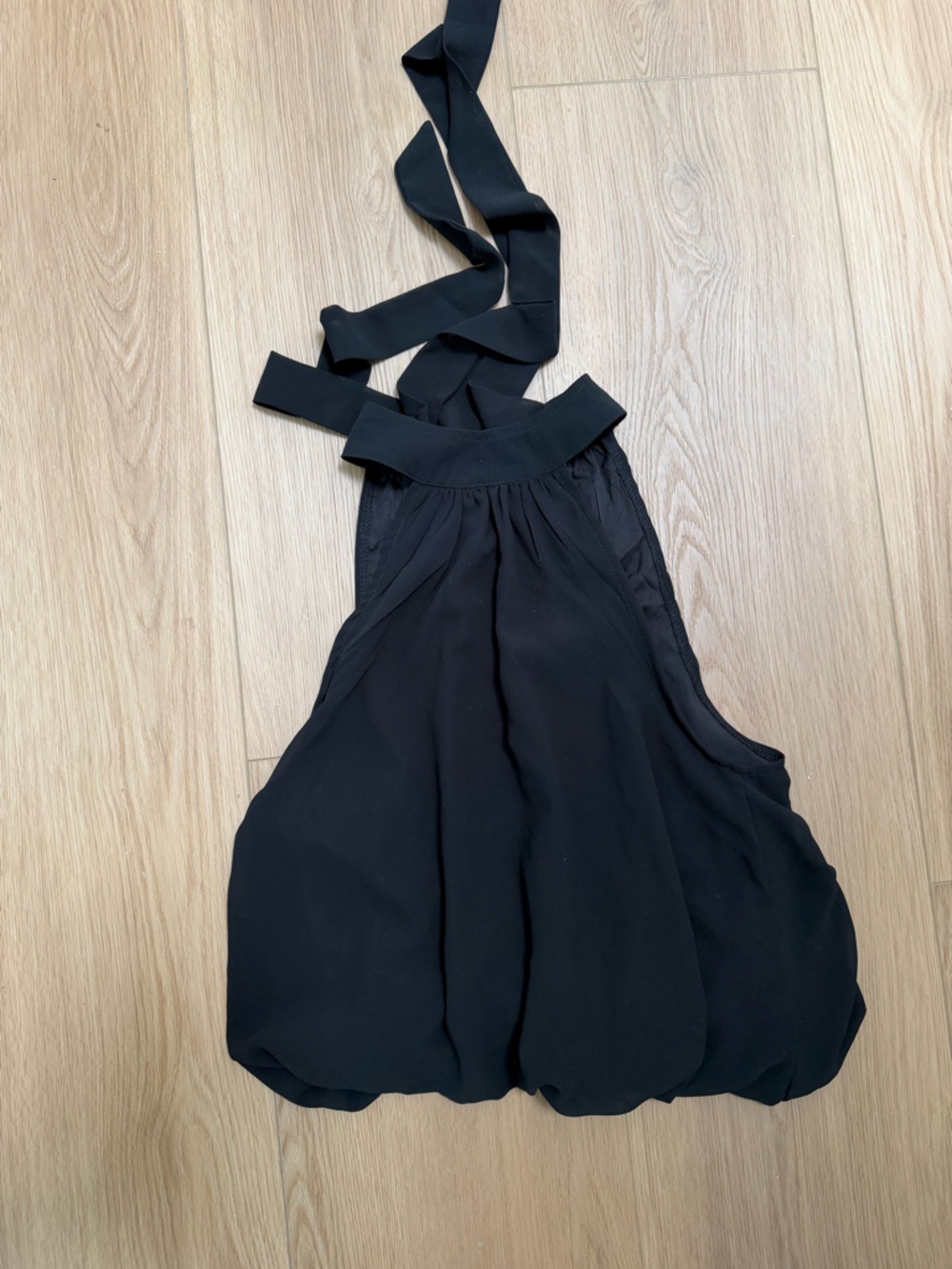 Halter neck